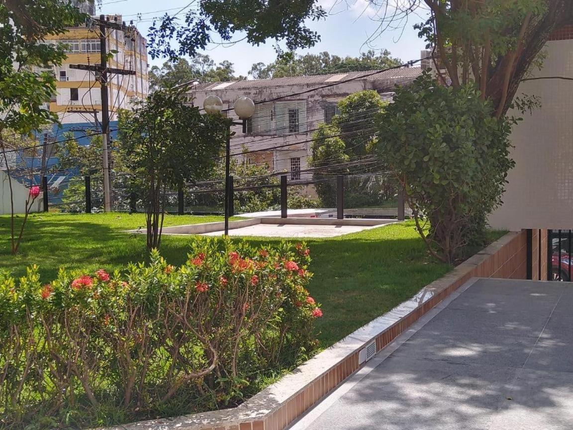Flat Luxo Bem Localizado No Bairro Da Barra Salvador Lägenhet Exteriör bild